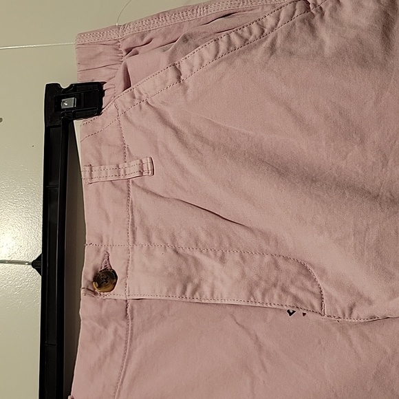 NWT Old Navy Pink Chinos - Picture 2 of 4